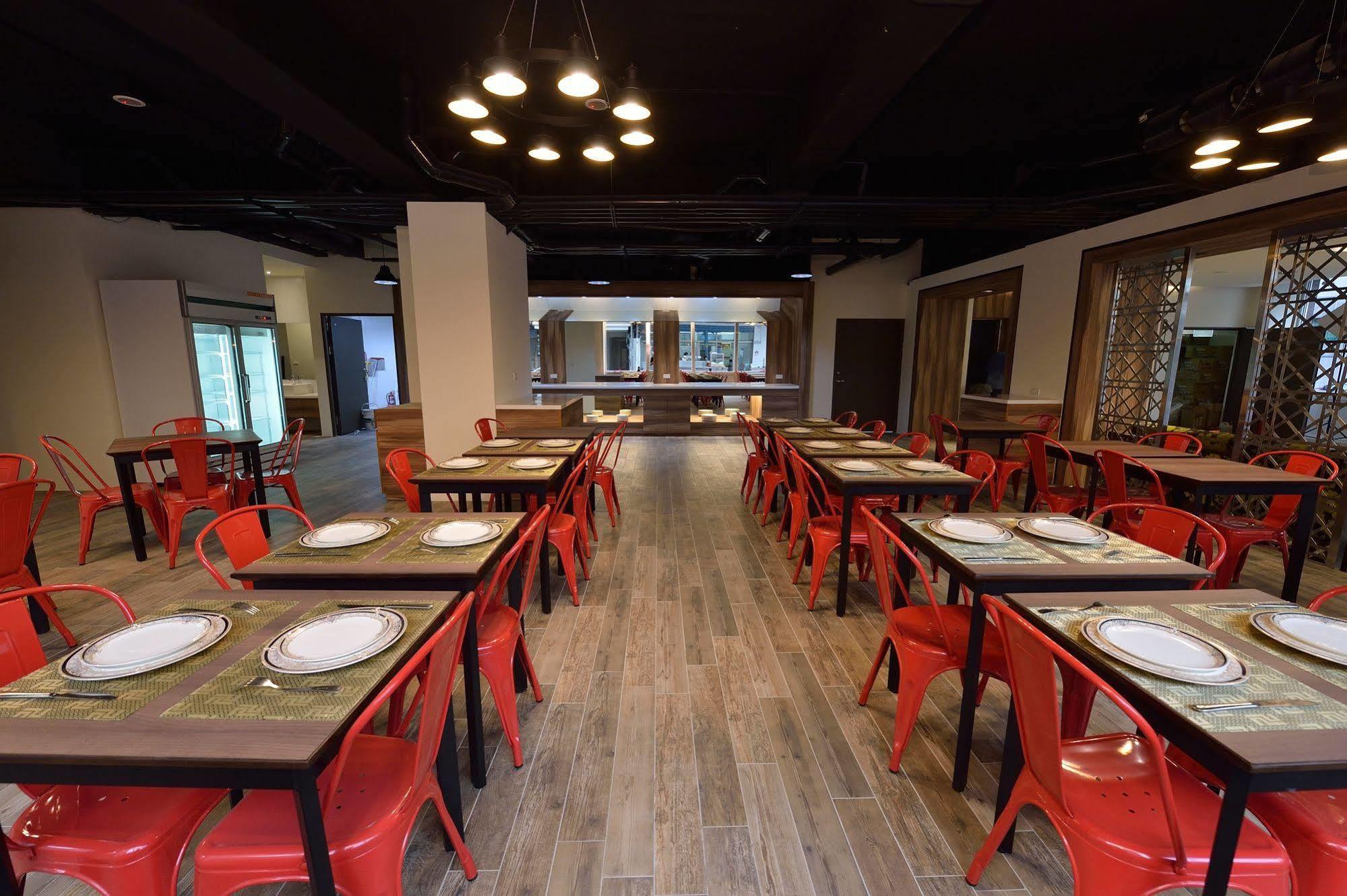 Home Rest Hotel T'ai-tung Zewnętrze zdjęcie